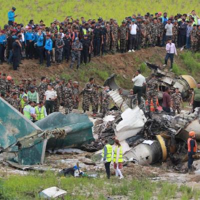 නේපාලයේ ගුවන් අනතුරකින් 18ක් මරුට : නියමුවාගේ දිවි බේරෙයි