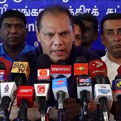 Breaking : දයාසිරි ගේ සහය සජිත් ට
