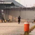 පකිස්ථානයේ හමුදා මූලස්ථානයකට මරාගෙන මැරෙන ප්‍රහාරයක් : තිදෙනෙක් මරුට