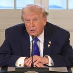 රුසියාව සහ චීනය ඉස්සර වෙන්න කලින් ග්‍රීන්ලන්තය අයිති කර ගත යුතුයි - ට්‍රම්ප්