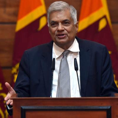 ‘දරුවා රකින්න සහය නොදුන් අය අයිතිය ඉල්ලනවා‘