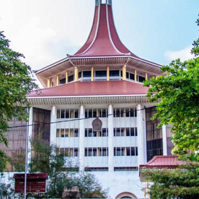 ජනපති ධුර කාලය විමසන්න -  පංච පුද්ගල ශ්‍රේෂ්ඨාධිකරණ විනිසුරු මඩුල්ලක්