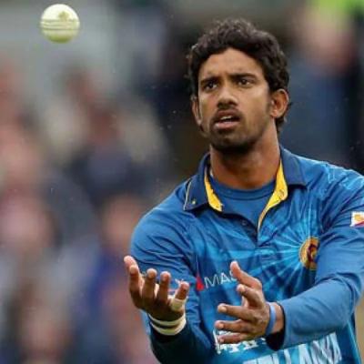 ක්‍රිකට් තරග පාවාදීම ගැන සචිත්‍ර සේනානායකට නඩු