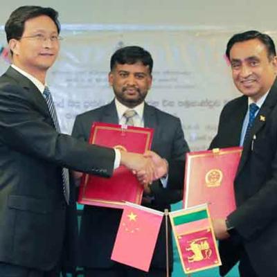 2026 වසරටත් පාසල් සිසුන්ට චීනයෙන් නොමිලේ නිල ඇඳුම්