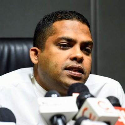 කණ්ඩායම මීට වඩා නිහතමානී වුණා නම් - හරින්