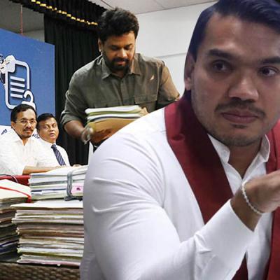 අනුරලා අපේ යට ඇඳුමේ ගාණත් කිව්වා - නාමල්