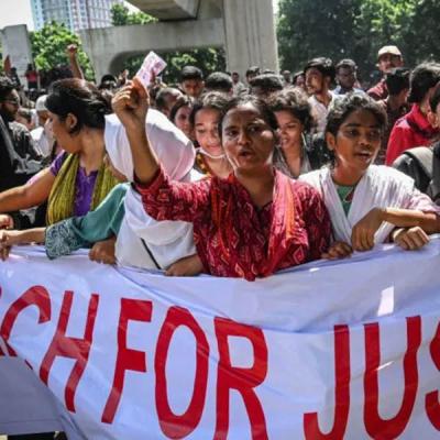 බංග්ලාදේශය යළි ඇවිලෙයි