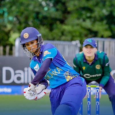 විශ්මි මංගල එක්දින ශතකය වාර්තා කරයි