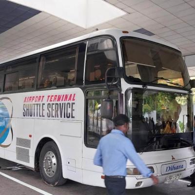 ගුවන් තොටුපොල සුඛෝපභෝගී බස් සේවාව ලත් තැනම ලොප්