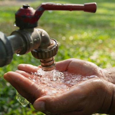 පානීය ජලය අරපිරිමැස්මෙන් භාවිත කරන්න