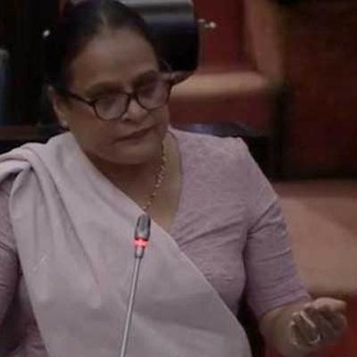 රෝහිනි පාර්ලිමේන්තුවේ දී කතානායකට කටවහගන්න කියයි