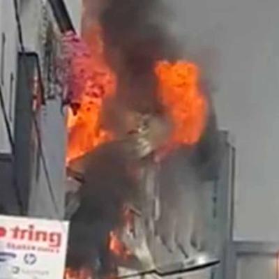 පිටකොටුවේ ගොඩනැගිල්ලක ගින්නක්