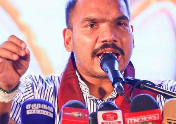 ගල් අඟුරු  වංචාව පිටිපස්සෙ ජනාධිපති ඉන්නවා -නාමල් රාජපක්ෂ