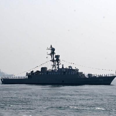 එක්සත් ජනපදය ඉන්දියානු සාගරයේදී ඉරාන යුද නෞකාවක් ටෝපිඩෝවකින් ගිල්වා දමයි