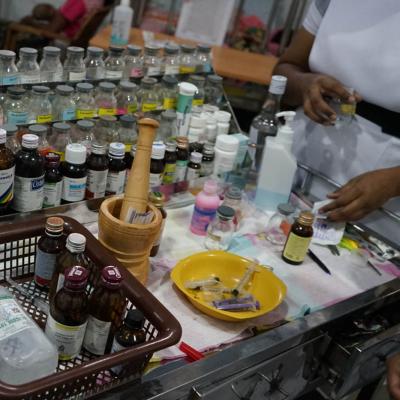 රෝගීන්ට මාස දෙකකට එකවර ඖෂධ නිකුත් කරන්නැයි උපදෙස්