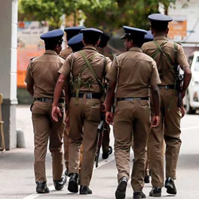 පොලිස් නිලධාරීන්ට අවුරුදු තෑගි තහනම් : පොලිස්පතිගෙන් උපදෙස්