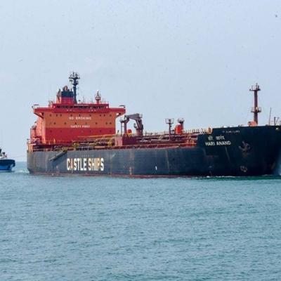 බොරතෙල් නැවක් අද දිවයිනට