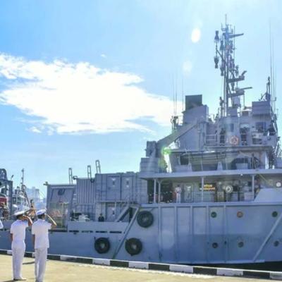 ‘INS NIREEKSHAK’ ඉන්දීය යුද නෞකාව කොළඹ වරායට
