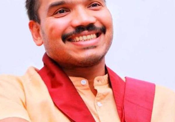 හැකර් කතාත් කරලා කියලා අත්සනත් ගස්සගෙන හොරා කාලා -නාමල්