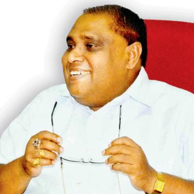 හිටපු අමාත්‍ය ෂාන් විජයලාල් අල්ලස් කොමිසමේ අත්අඩංගුවට