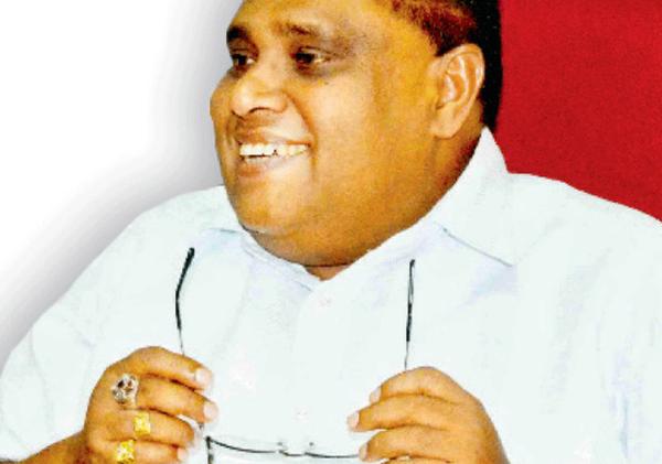 හිටපු අමාත්‍ය ෂාන් විජයලාල් අල්ලස් කොමිසමේ අත්අඩංගුවට
