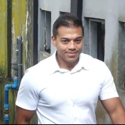 යෝෂිත ඇප මත නිදහස් : විදෙස් ගමන් තහනම්