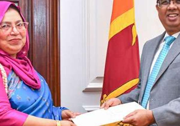 මුදල් කොමිෂන් සභාවට නව සභාපතිවරයෙකු සහ සාමාජිකයන් පත් කෙරේ