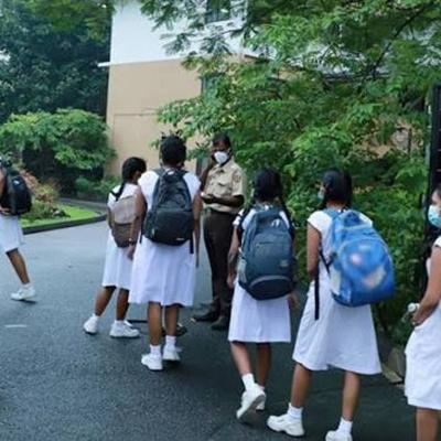 මහනුවර සහ නුවරඑළිය පාසල් හෙට සිට විවෘතයි