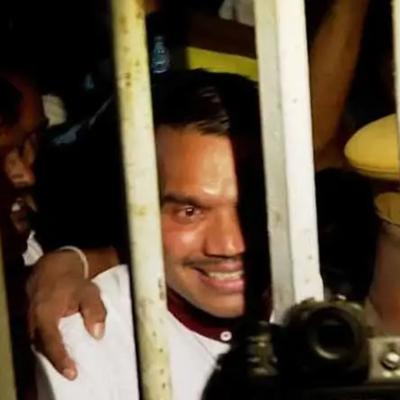 නාමල් රාජපක්ෂ බන්ධනාගාරයට
