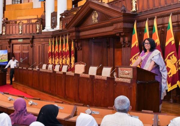 නව අධ්‍යාපන ප්‍රතිසංස්කරණවල රජයේ අපේක්ෂාව ගැන අගමැතිනිය කියයි