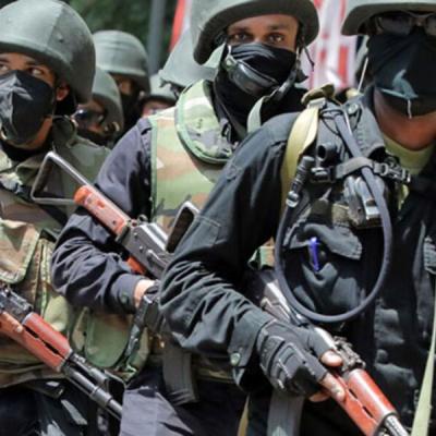නිත්‍යනුකූලව ඉවත් නොවූ ත්‍රිවිධ හමුදාවේ 679ක් අත්අඩංගුවට
